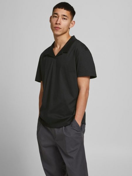 تى شيرت بلاريسترو بولو بياقة دائرية وأكمام قصيرة